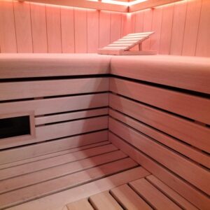 Bankafdichting van Abachi voor onder de saunabanken van Liberty Wellness